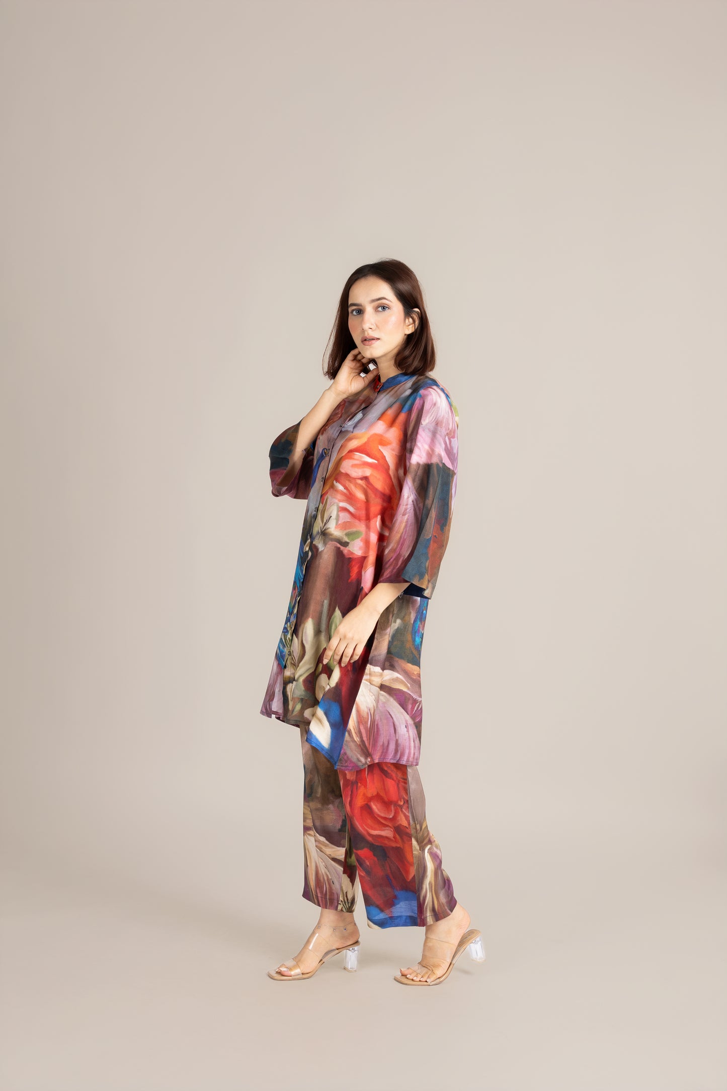 Feathered grace crane set
