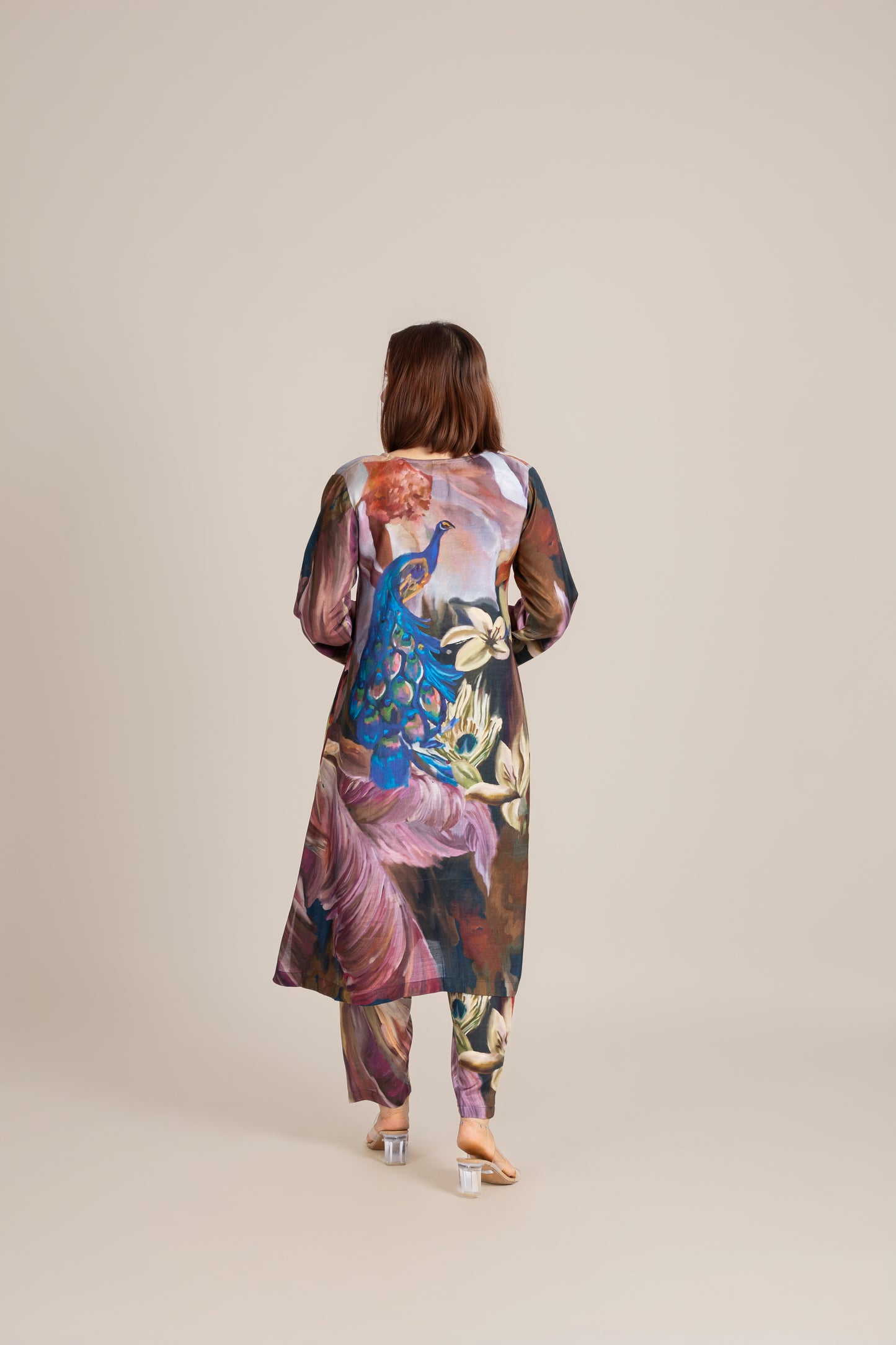 Feathered grace set