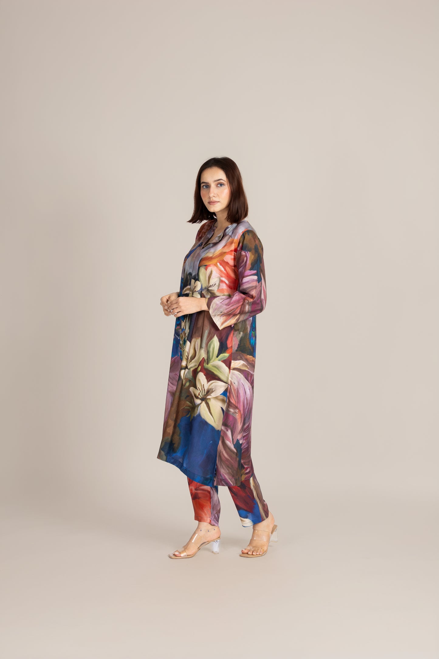 Feathered grace set