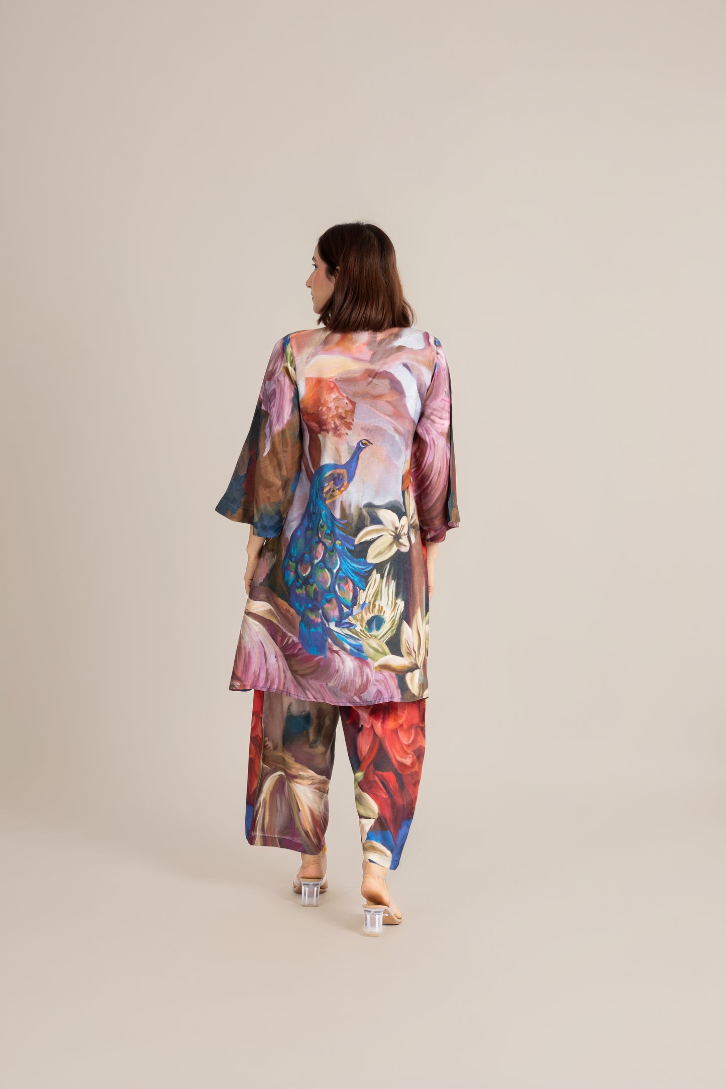Feathered grace crane set