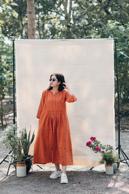 Rust checks dress